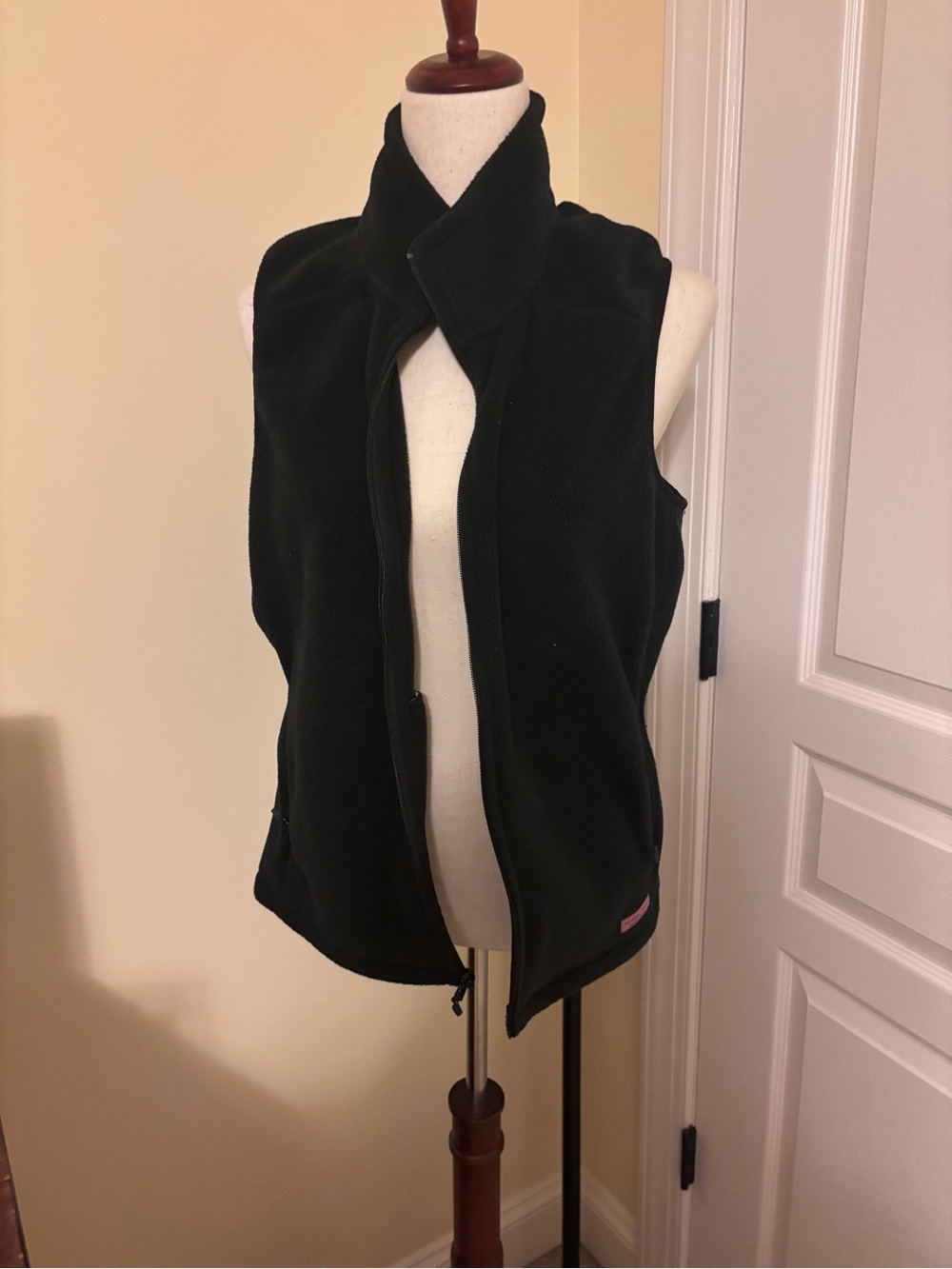 Vinyard Vines Women's Black Fleece Vest - Sleeveless Zip Front